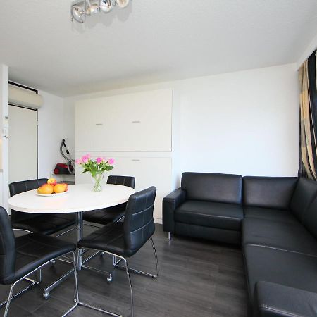 Studio Studio Met Garage By Interhome Bredene Exterior foto